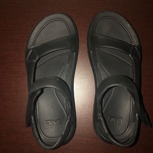 Teva Hurricane Drift Sandals